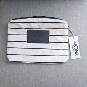 Aloha Splash Proof Travel Pouch New
